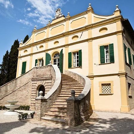 Villa Rinalducci Фано Екстериор снимка