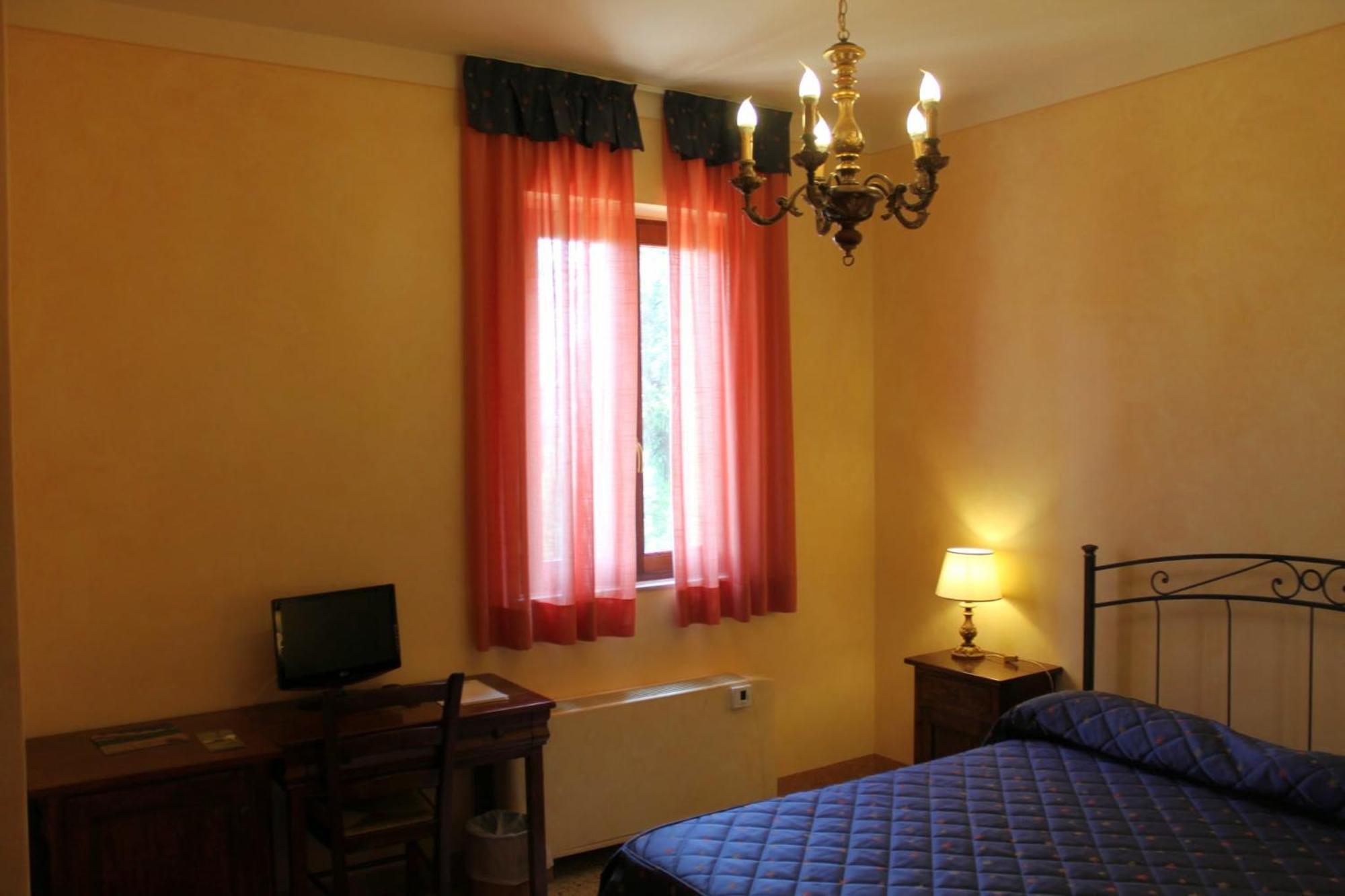 Villa Rinalducci Фано Стая снимка