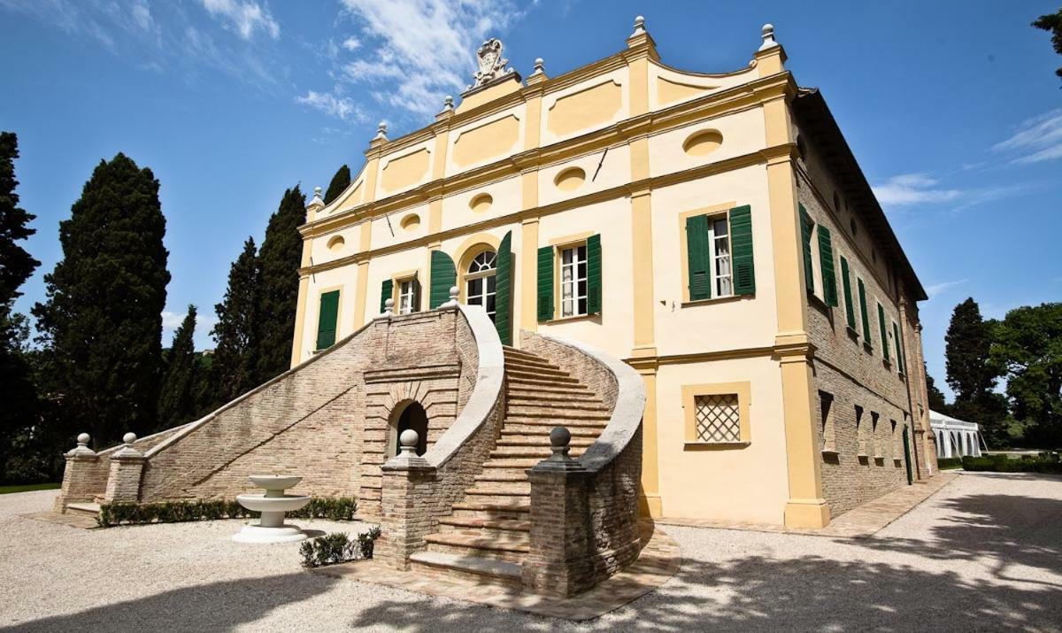 Villa Rinalducci Фано Екстериор снимка