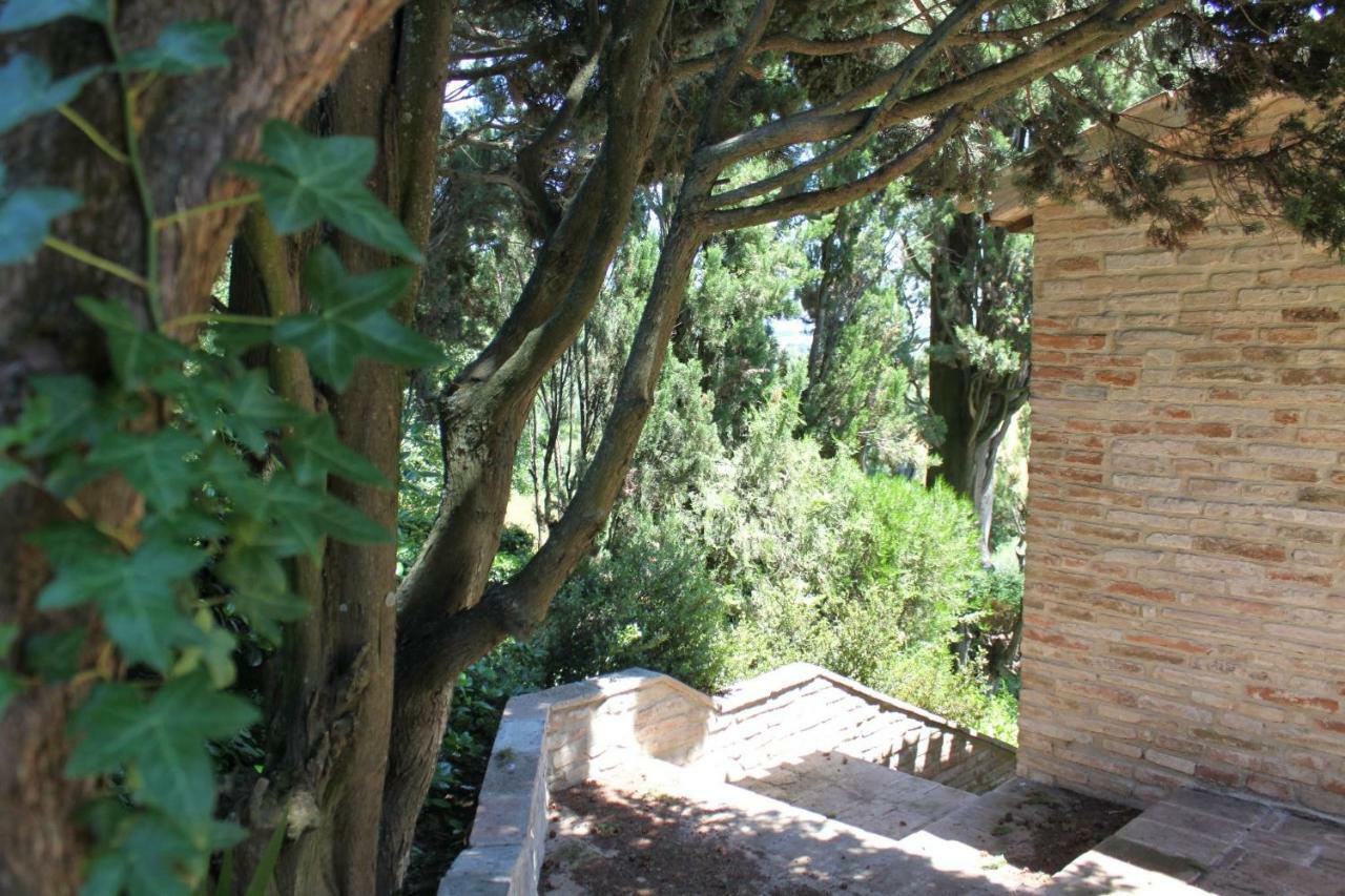 Villa Rinalducci Фано Екстериор снимка